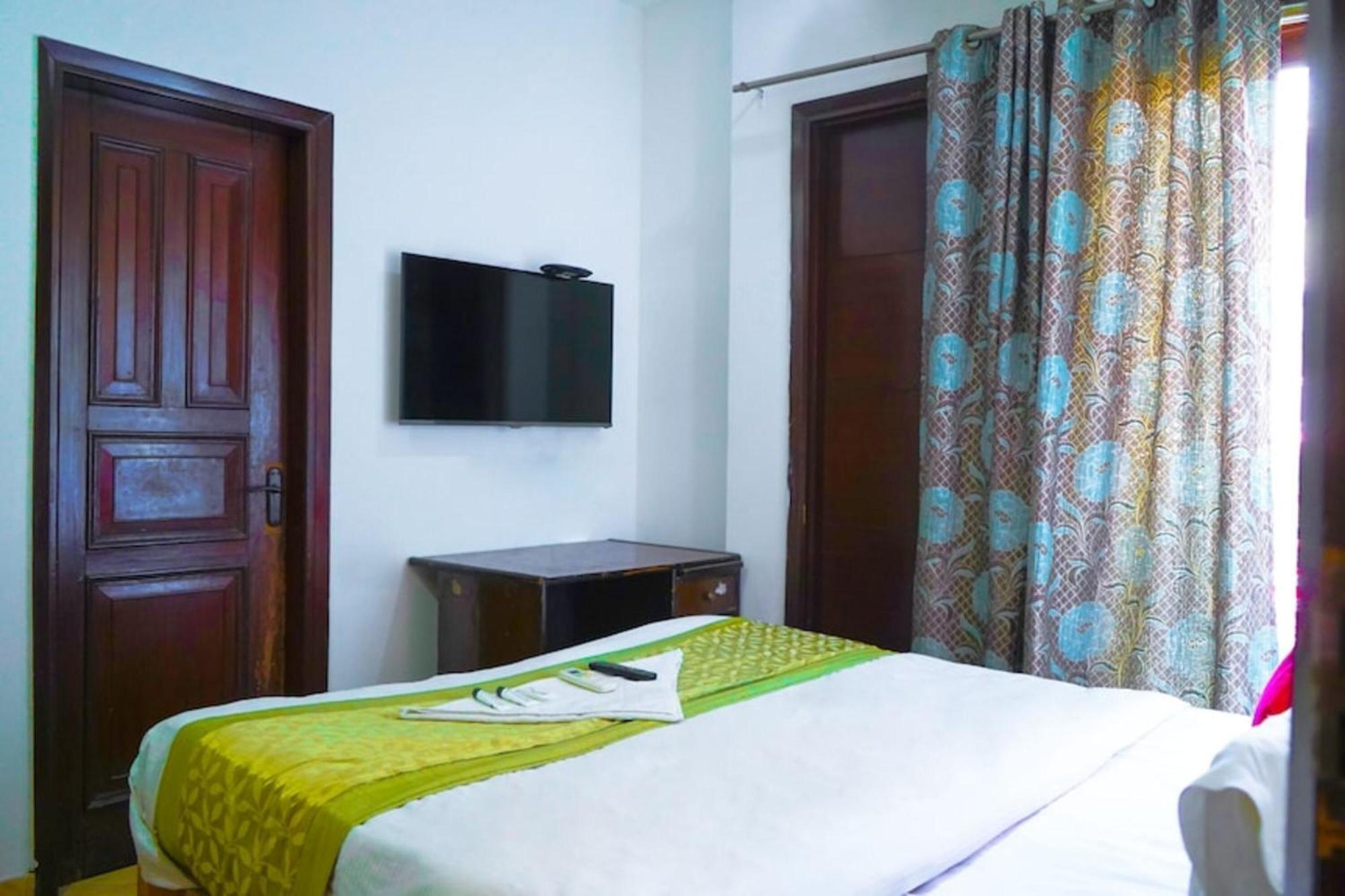 Deluxe Rooms In Jangpura New Delhi Exterior photo